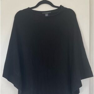 Tahari Cashmere shawl one size